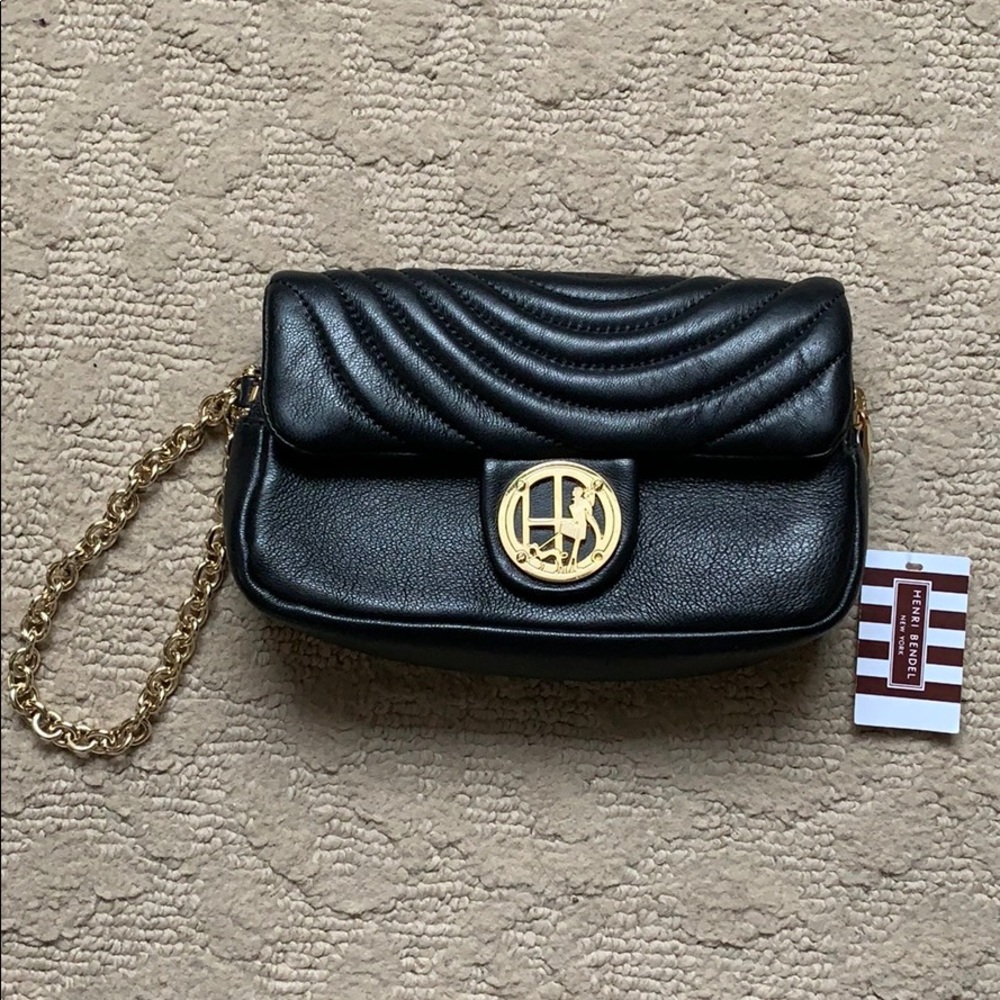 Henri Bendel wristlet black/gold
